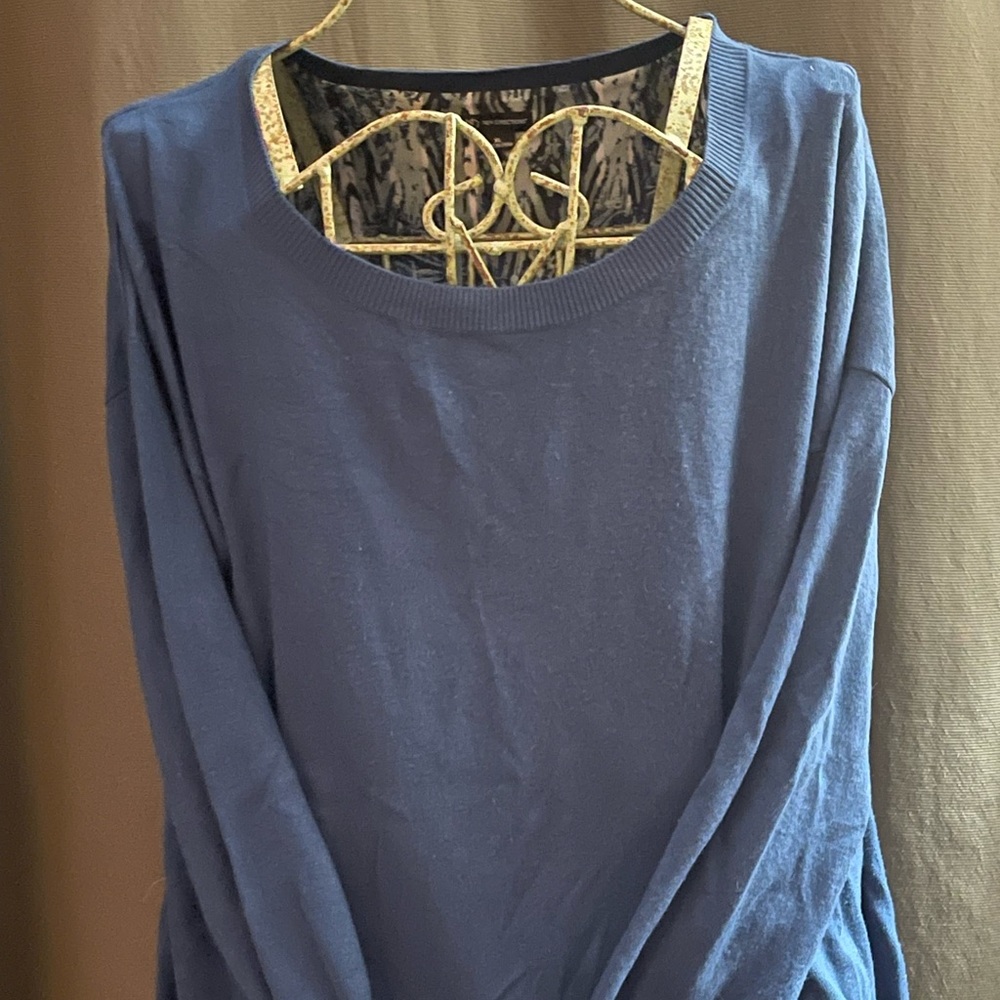 New Directions lightweight, split back sweater, dark blue w/pattern under layer